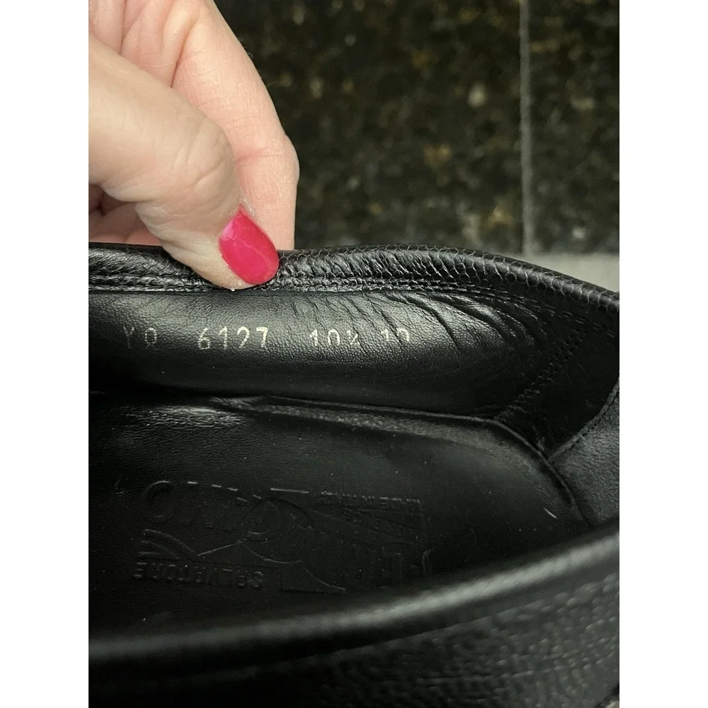 Salvatore Ferragamo‎ Moccasin With Gancini Ornament Size 10.5 Black